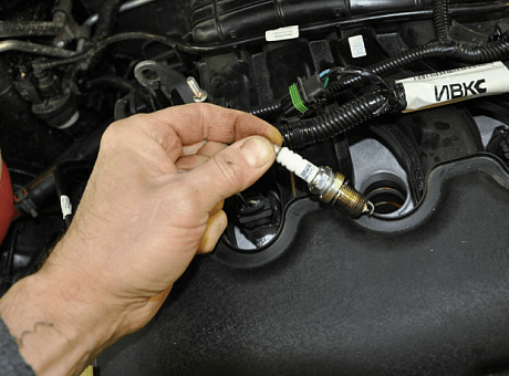 Замена свечей зажигания